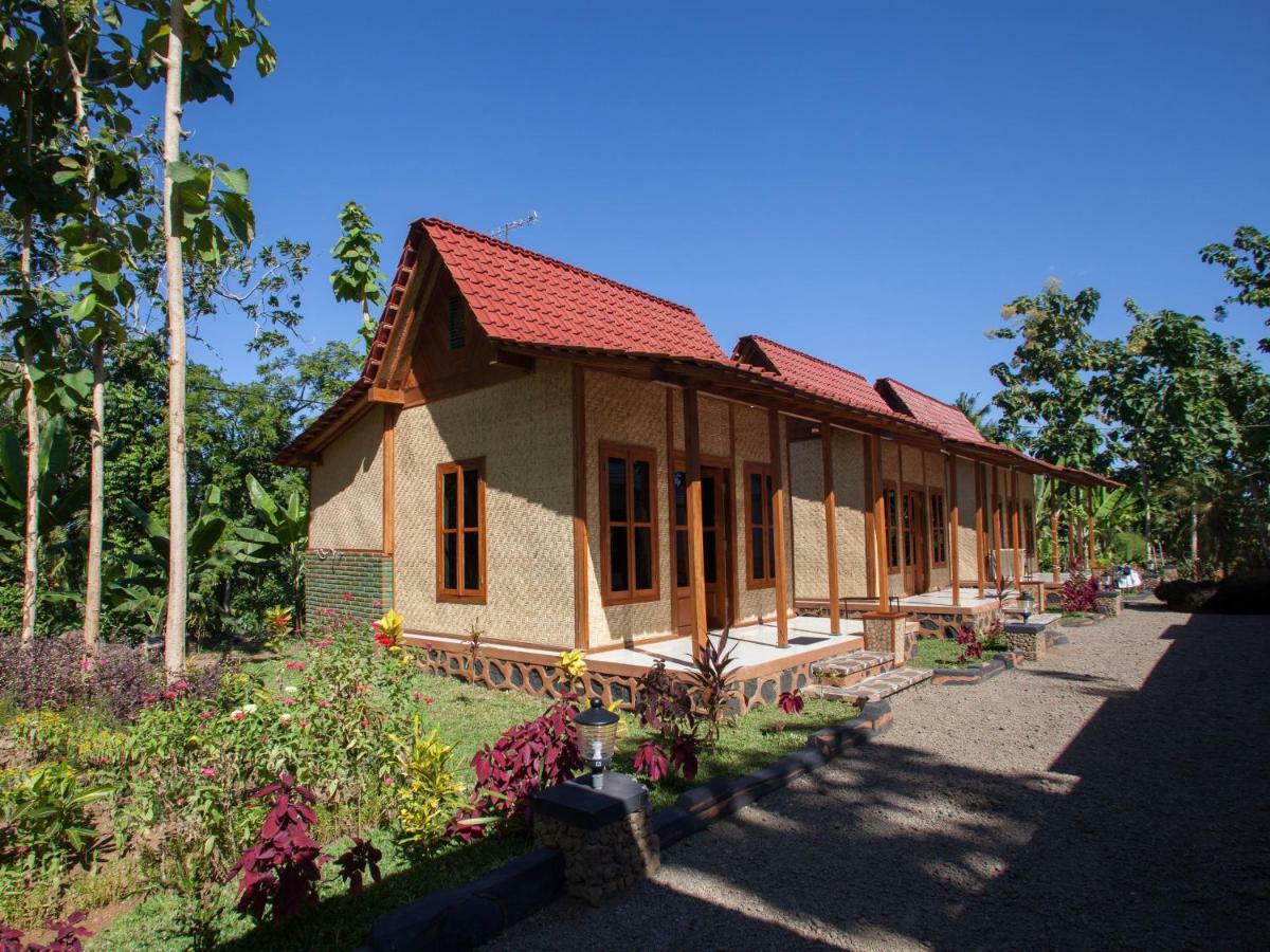 Hotel Reddoorz Near Banyuwangi Kota Train Station Exterior foto